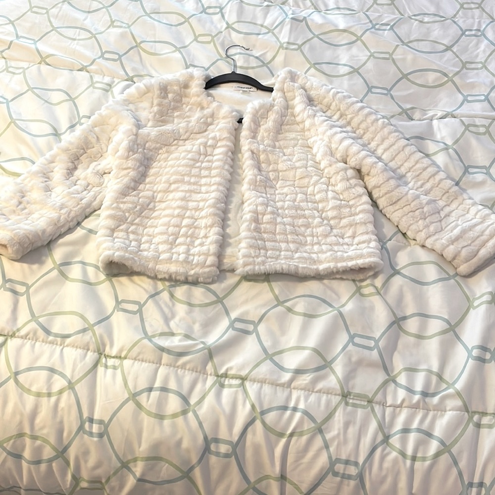 Calvin Klein Women's Solid Faux Fur Shrug